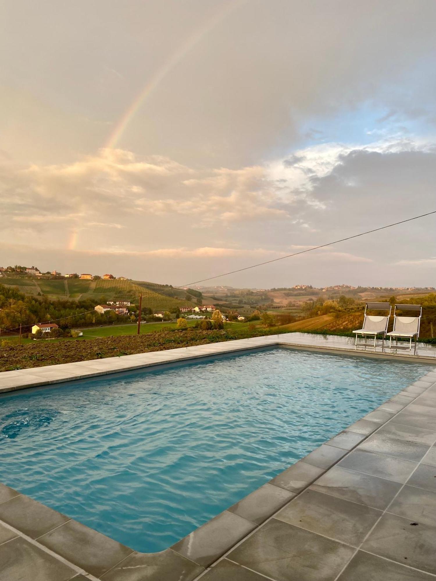 Tenuta Agricola La Cava- Cantina E Agriturismo San Damiano dʼAsti Exterior foto